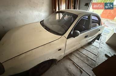 Седан Daewoo Lanos 2002 в 
