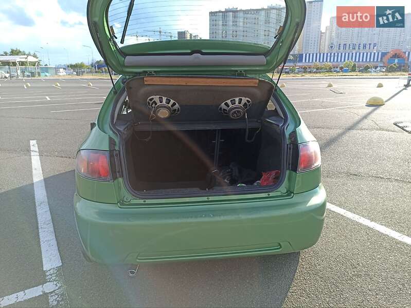 Хэтчбек Daewoo Lanos 2003 в Киеве