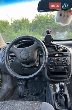 Седан Daewoo Lanos 2005 в 