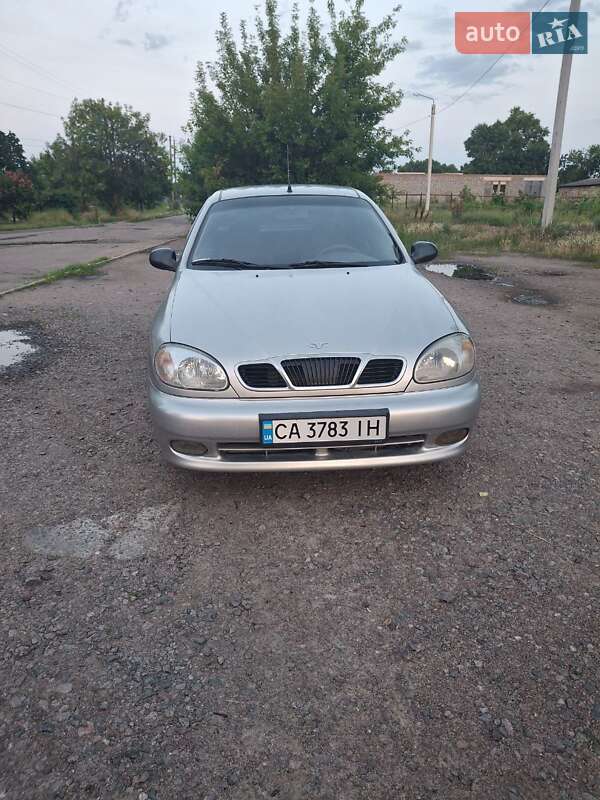 Седан Daewoo Lanos 2002 в 