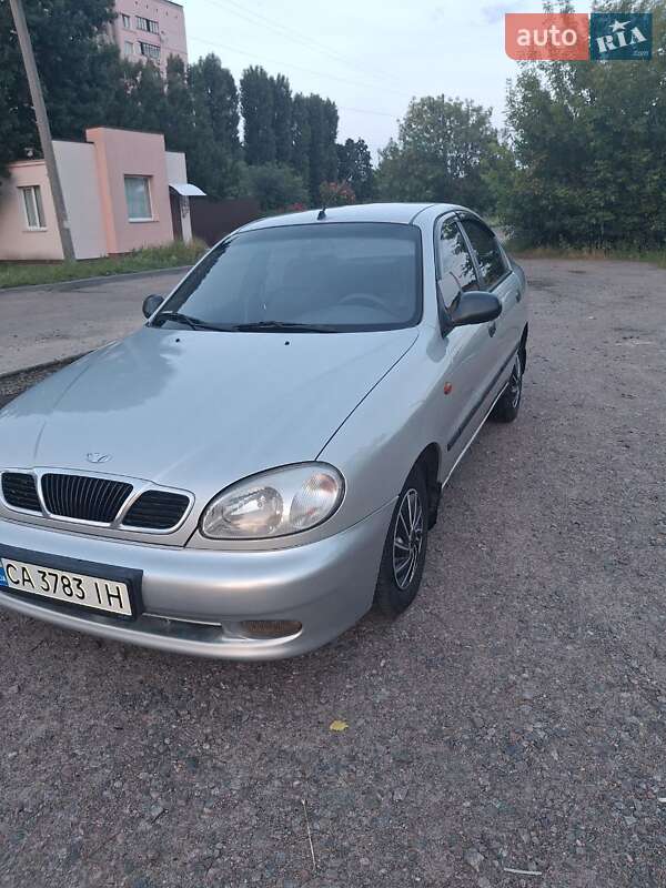 Седан Daewoo Lanos 2002 в Черкассах