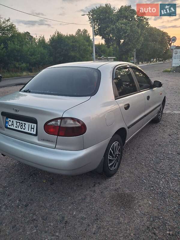 Седан Daewoo Lanos 2002 в Черкассах