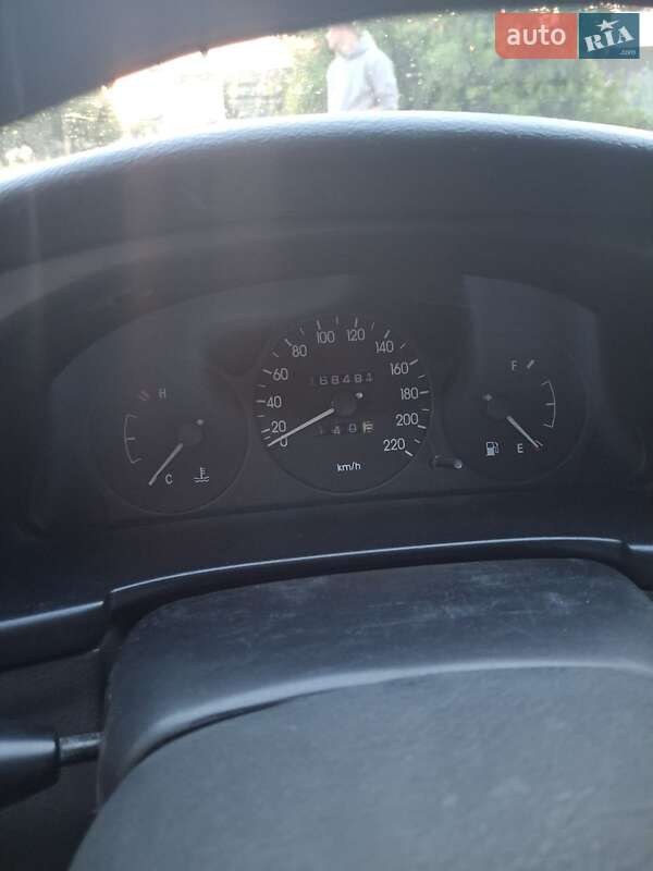 Седан Daewoo Lanos 2002 в Черкассах