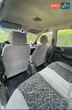 Седан Daewoo Lanos 2001 в 