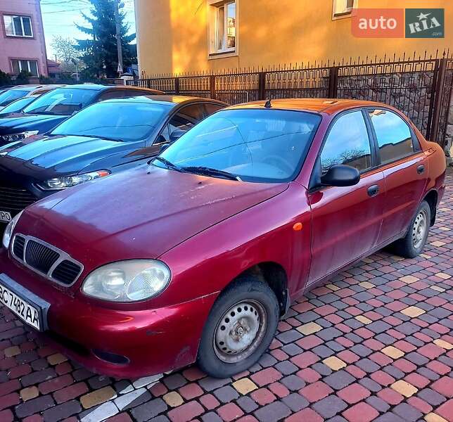 Седан Daewoo Lanos 2004 в 