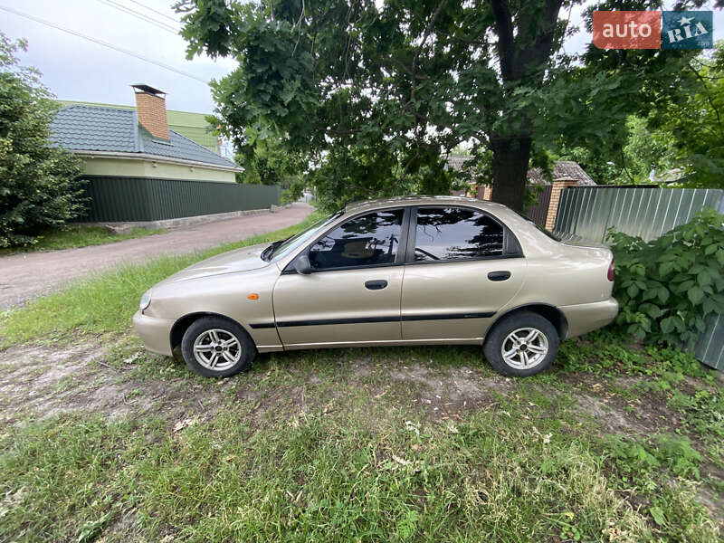 Седан Daewoo Lanos 2008 в 