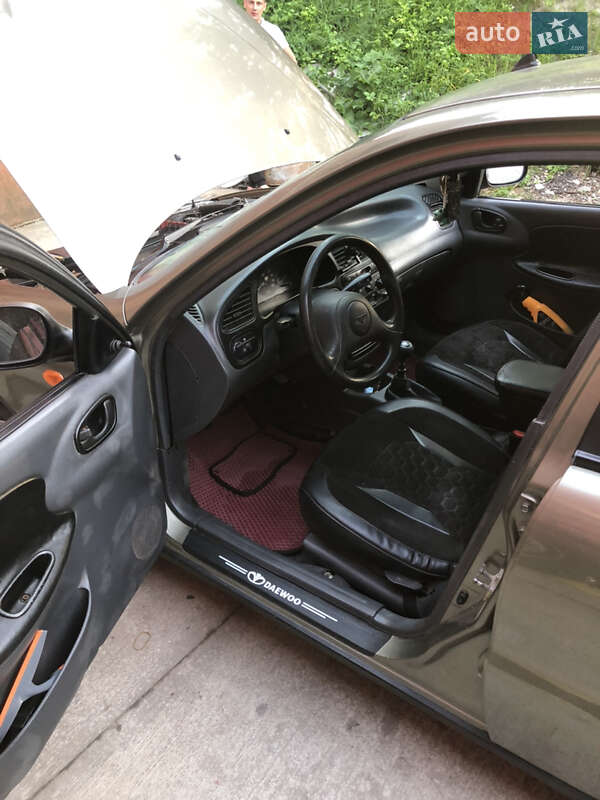 Седан Daewoo Lanos 2003 в Жовкве