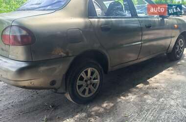 Седан Daewoo Lanos 2004 в Бучі