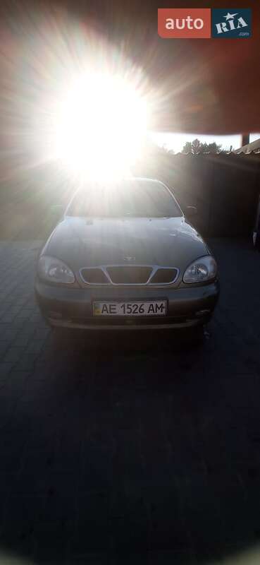 Седан Daewoo Lanos 2002 в Каменском