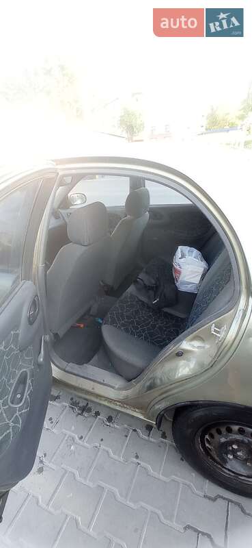 Седан Daewoo Lanos 2002 в Каменском