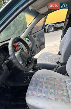 Седан Daewoo Lanos 2003 в 