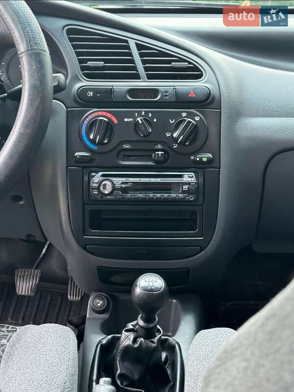 Седан Daewoo Lanos 2008 в Львове