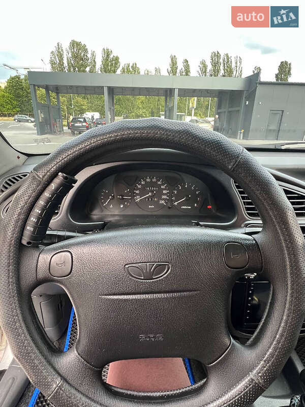 Седан Daewoo Lanos 2008 в Виннице