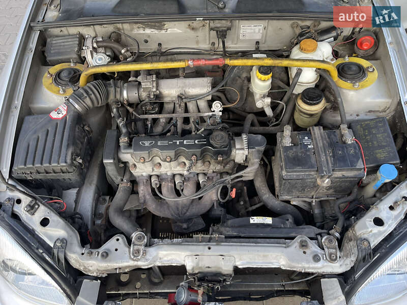 Седан Daewoo Lanos 2003 в Киеве