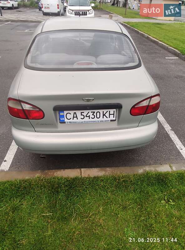 Седан Daewoo Lanos 2008 в Гатне