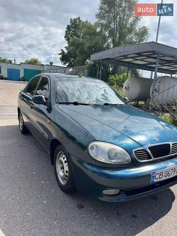 Седан Daewoo Lanos 2002 в 