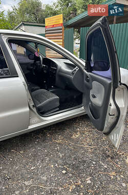 Седан Daewoo Lanos 2004 в 