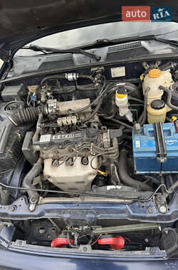 Седан Daewoo Lanos 2003 в 