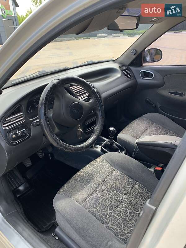 Седан Daewoo Lanos 2004 в Тернополі