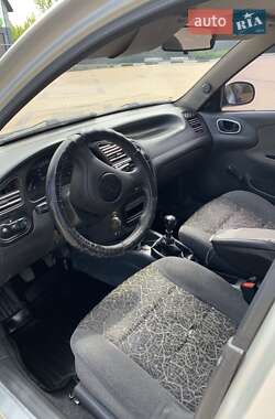Седан Daewoo Lanos 2004 в 