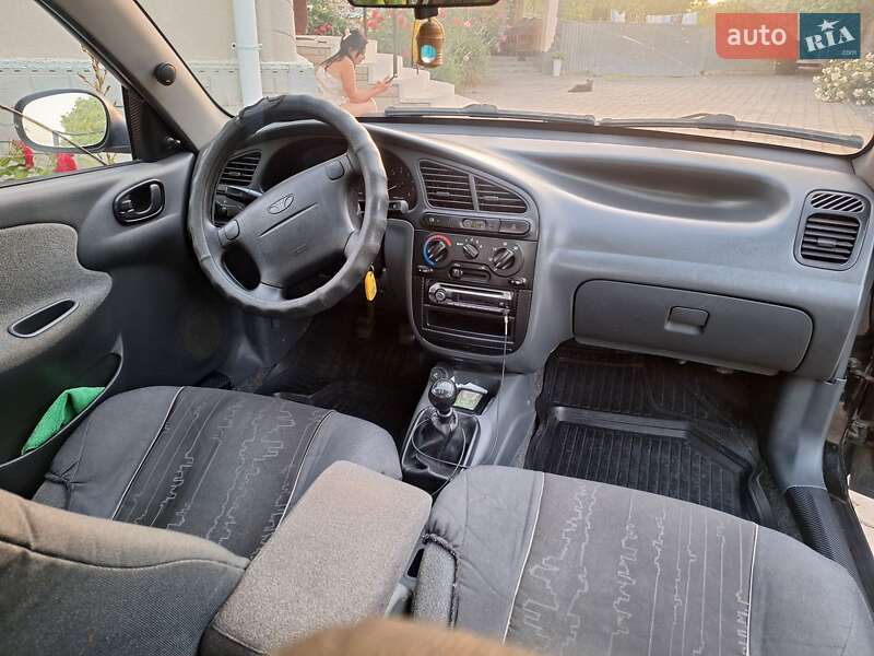 Седан Daewoo Lanos 2008 в Дунаївцях