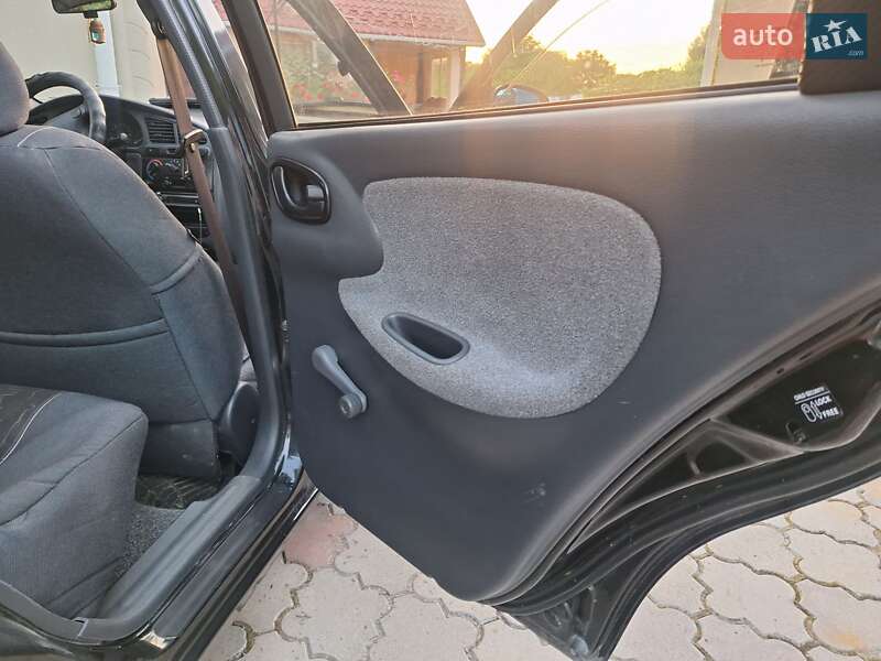 Седан Daewoo Lanos 2008 в Дунаївцях