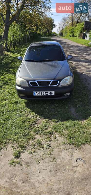 Седан Daewoo Lanos 1998 в Бердичеві