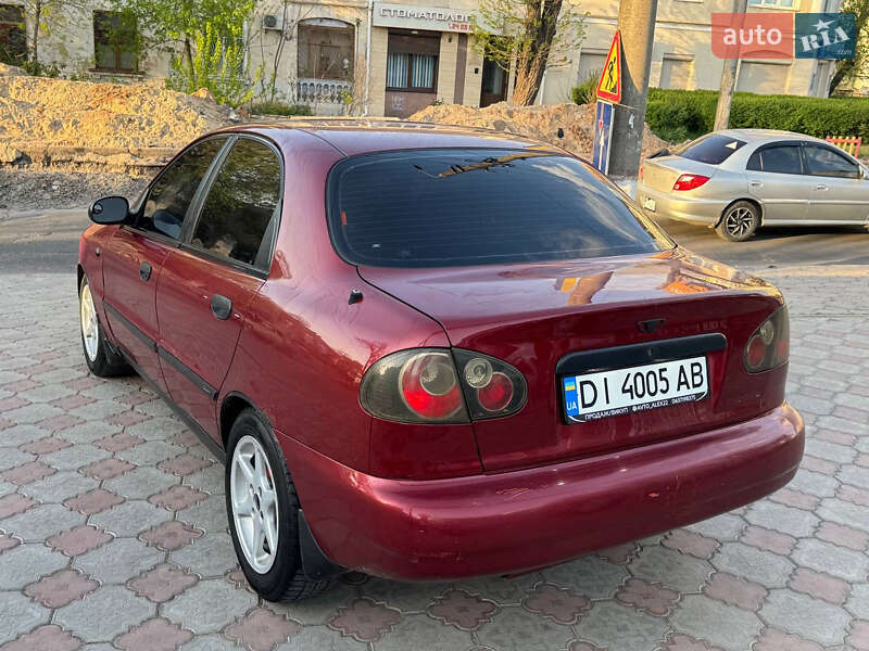 Седан Daewoo Lanos 2002 в Николаеве