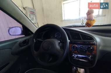 Седан Daewoo Lanos 2004 в 