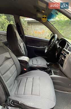 Седан Daewoo Lanos 2003 в Днепре