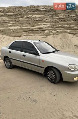 Седан Daewoo Lanos 2004 в 