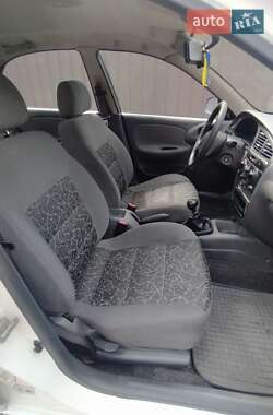 Седан Daewoo Lanos 2008 в 