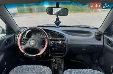 Седан Daewoo Lanos 1998 в 