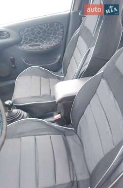 Седан Daewoo Lanos 2004 в Гайвороне