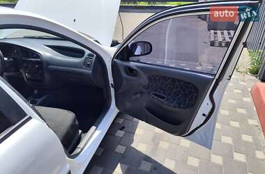 Седан Daewoo Lanos 2003 в 