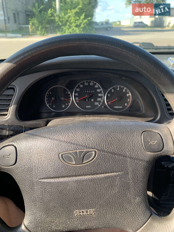 Седан Daewoo Lanos 2008 в Березані