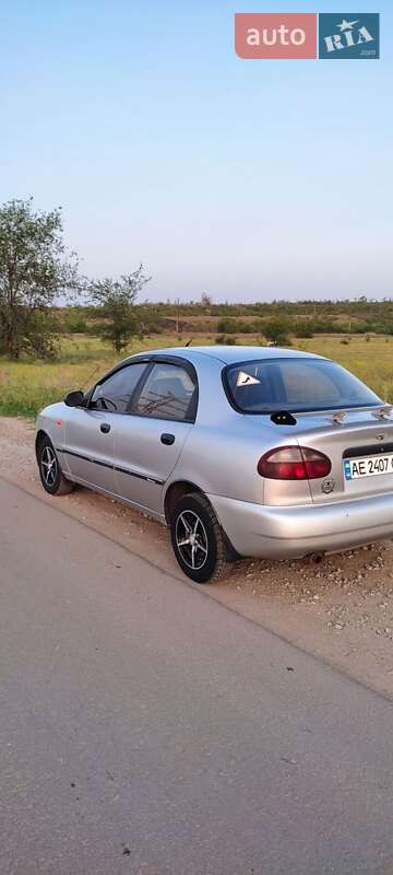 Седан Daewoo Lanos 2005 в Покрове