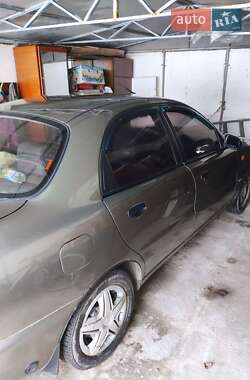 Седан Daewoo Lanos 2004 в 