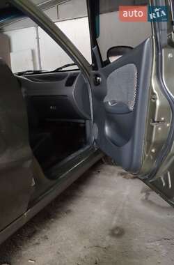 Седан Daewoo Lanos 2004 в 