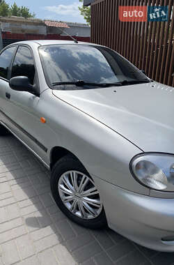 Седан Daewoo Lanos 2003 в 