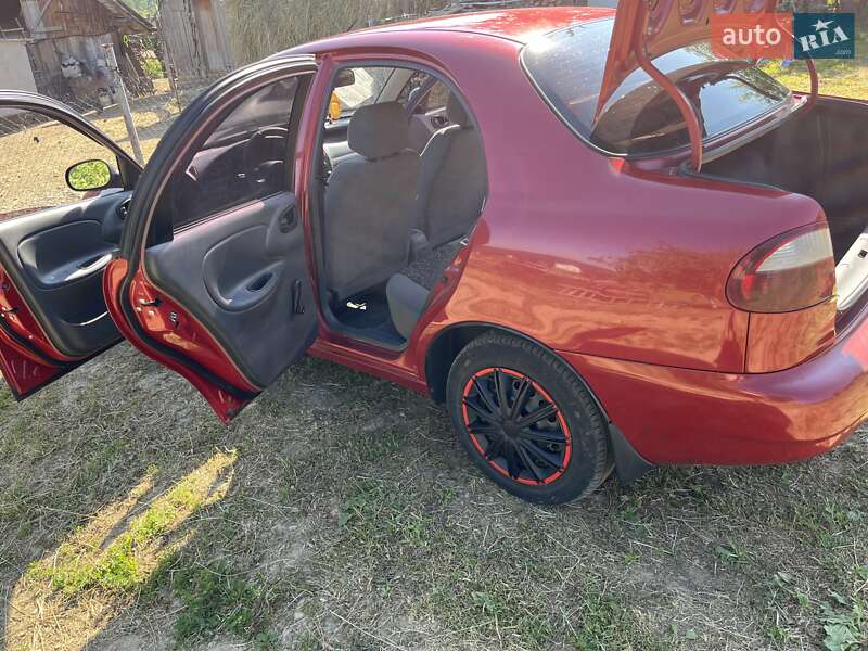 Седан Daewoo Lanos 2008 в Стрые