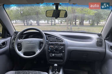 Седан Daewoo Lanos 2004 в 