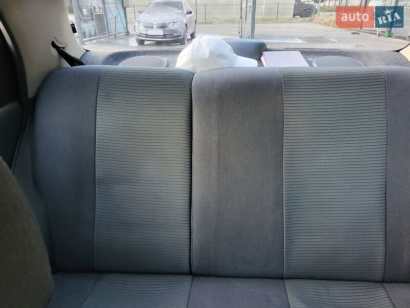 Седан Daewoo Lanos 2006 в Добропіллі