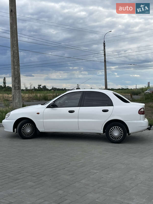 Седан Daewoo Lanos 2004 в Черкассах