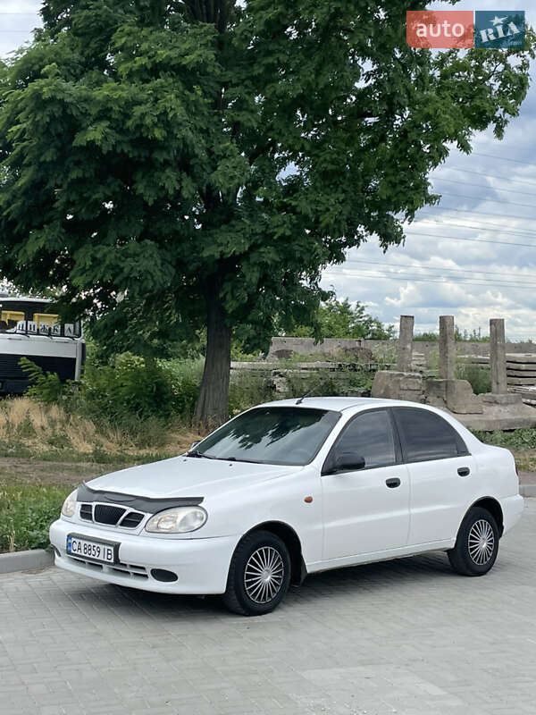 Седан Daewoo Lanos 2004 в Черкассах