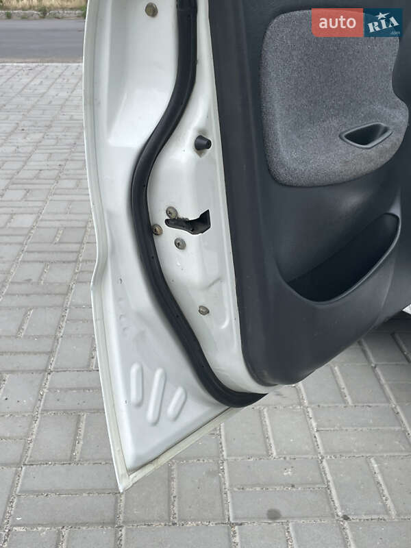 Седан Daewoo Lanos 2004 в Черкассах