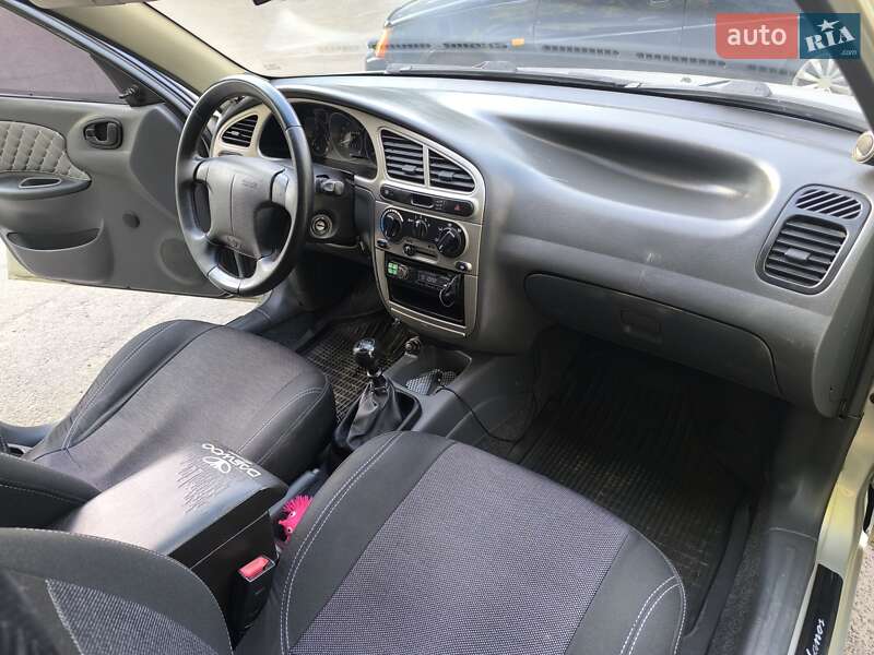 Седан Daewoo Lanos 2005 в Кропивницком