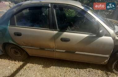Седан Daewoo Lanos 2004 в Красноселке