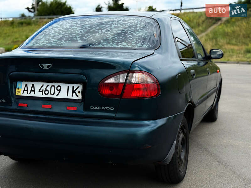 Седан Daewoo Lanos 2003 в Киеве