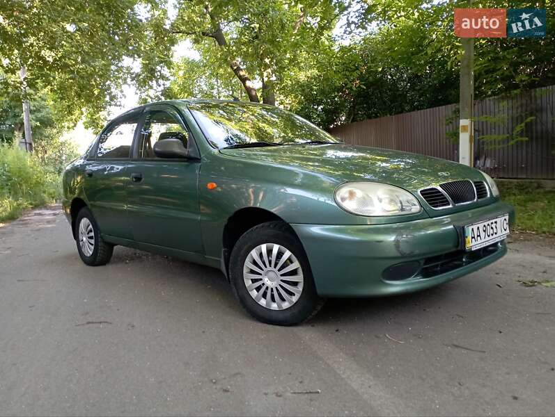 Седан Daewoo Lanos 2009 в 